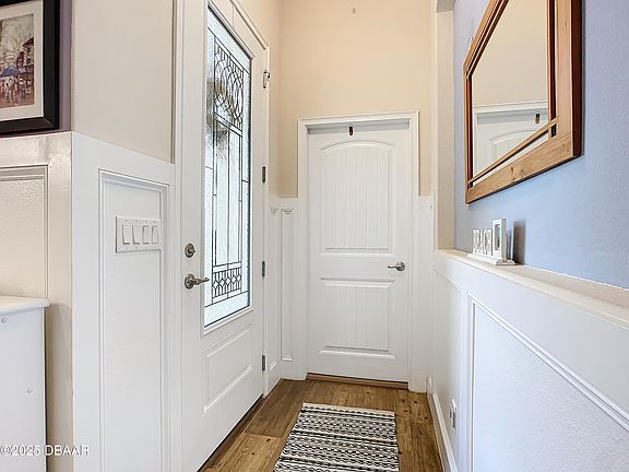 4th image of 3208 Grafton Dr