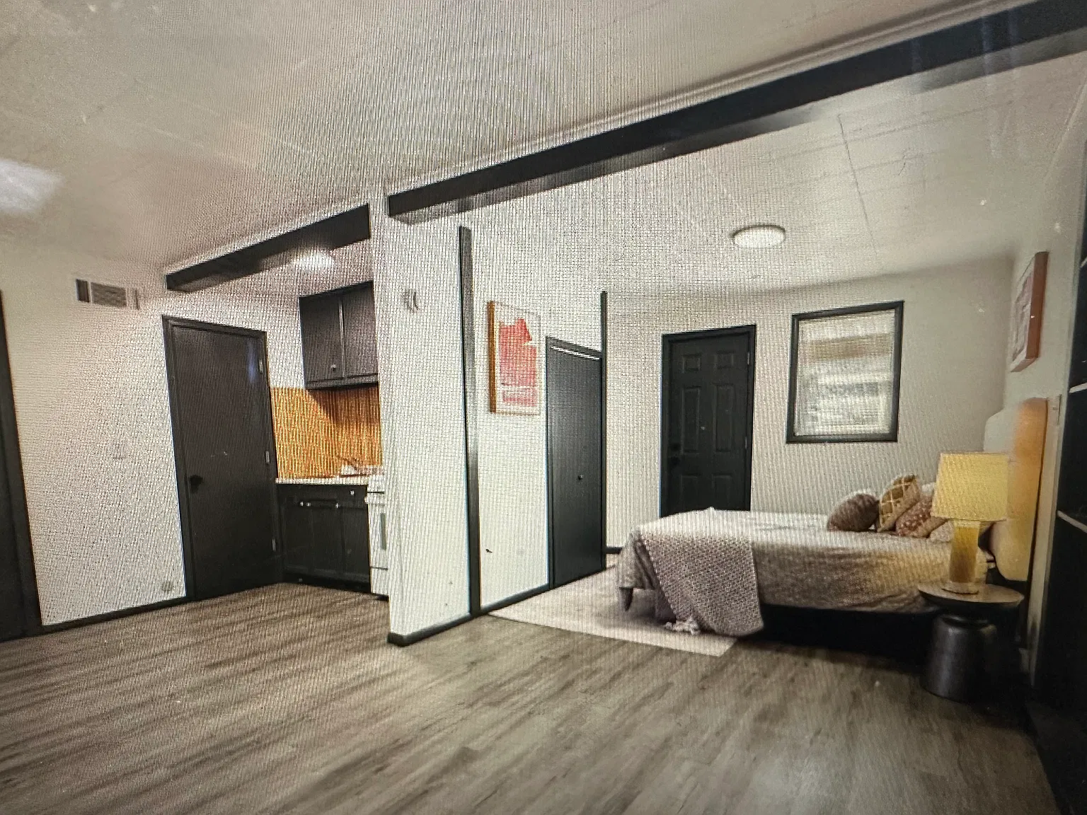 Studio, 400 sqft, $550 — Photo 2