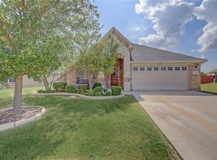 733 Sendero Rd, Arlington, TX 76002