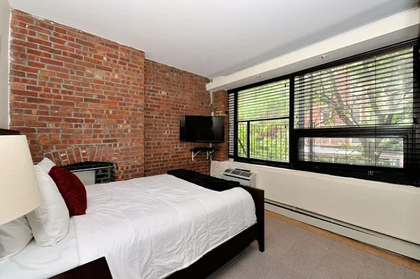 Rented by Eisenberg Exclusives | media 28