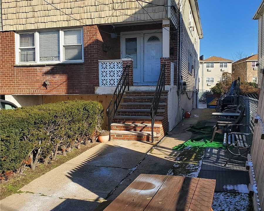 1st image of 10 32nd Bay #32-FAR