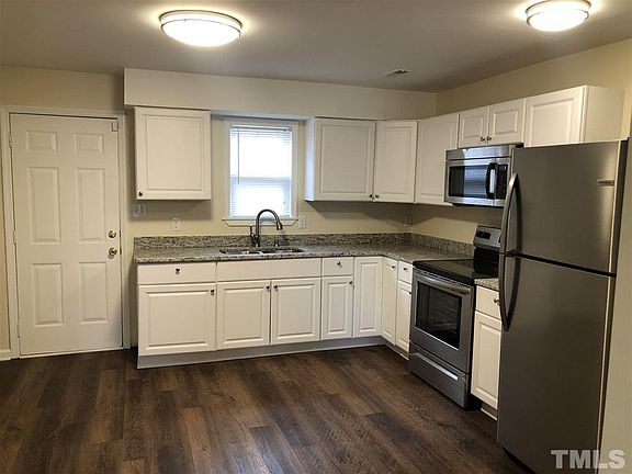 3rd image of 1727 Morehead Ave APT 101