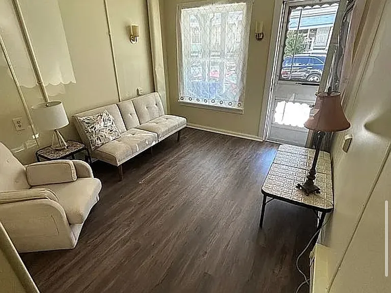 1024 Birch St — Photo 1