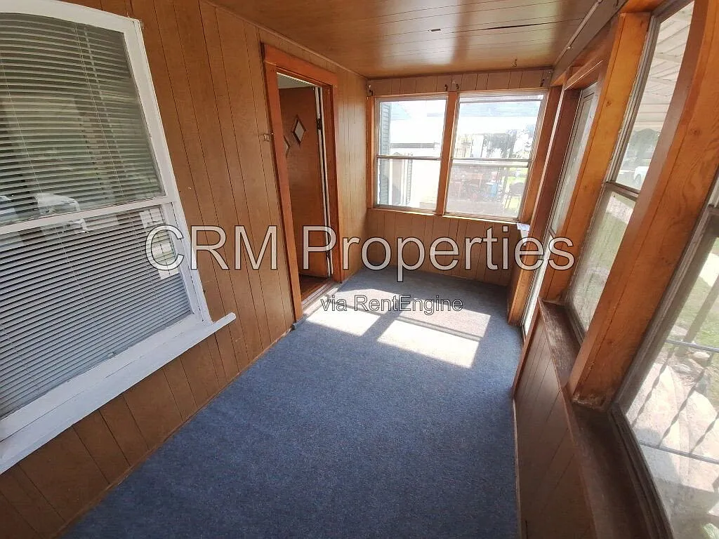 2 bed, 1.0 bath, 792 sqft, $975 — Photo 4