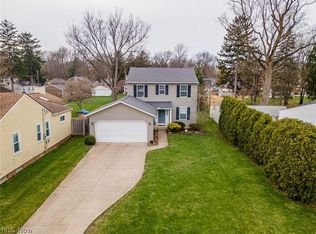 4082 W 226th St, Fairview Park, OH 44126