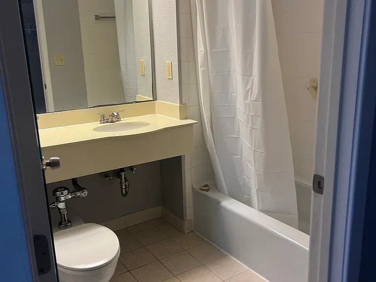 151 E Washington St #503 — Photo 3