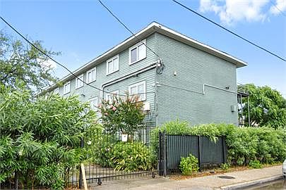 2nd image of 2013 S Liberty St #7