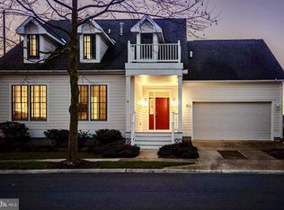 42 Sycamore St, Ocean View, DE 19970