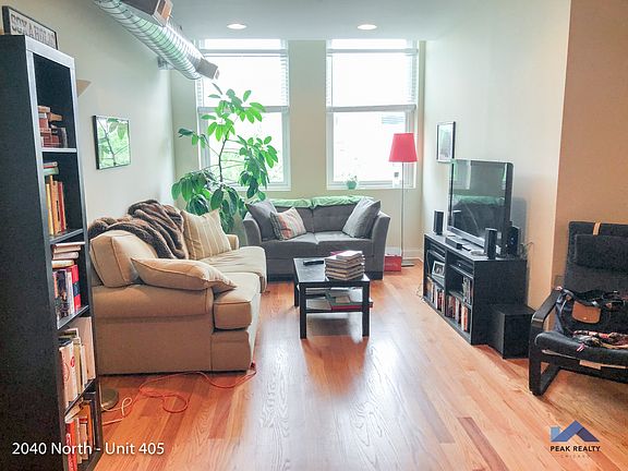 2nd image of 2040 W North Ave APT 405