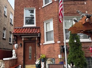 5154 W Nelson St #2, Chicago, IL 60641