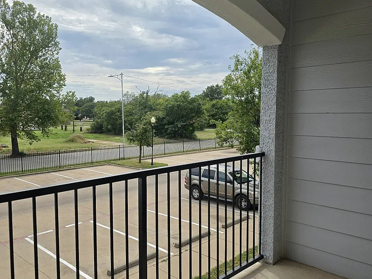 Washington Village — Photo 13