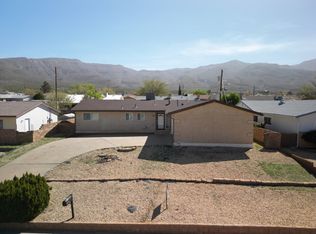 1822 Pontiac Dr, Alamogordo, NM 88310