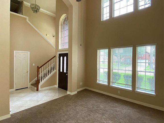 5th image of 4163 Surreydon Dr