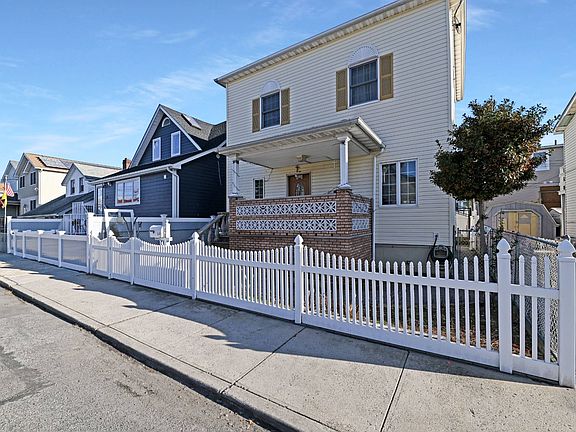 2nd image of 66 Florence Ave
