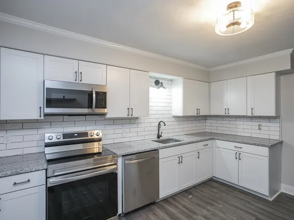 4831 Club Dr, Old Hickory, TN 37138