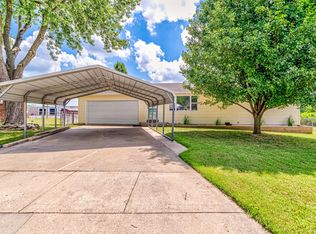 2314 N Bess Pl, Springfield, MO 65803