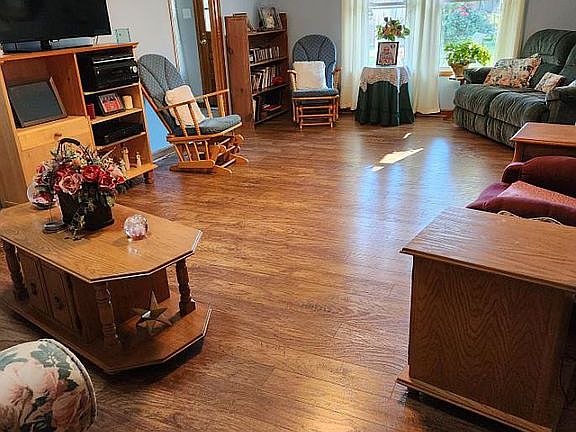 4th image of 2503 Lawrin Ct
