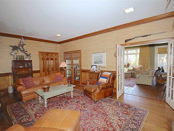 5th image of 1831 Hidden Oaks Dr