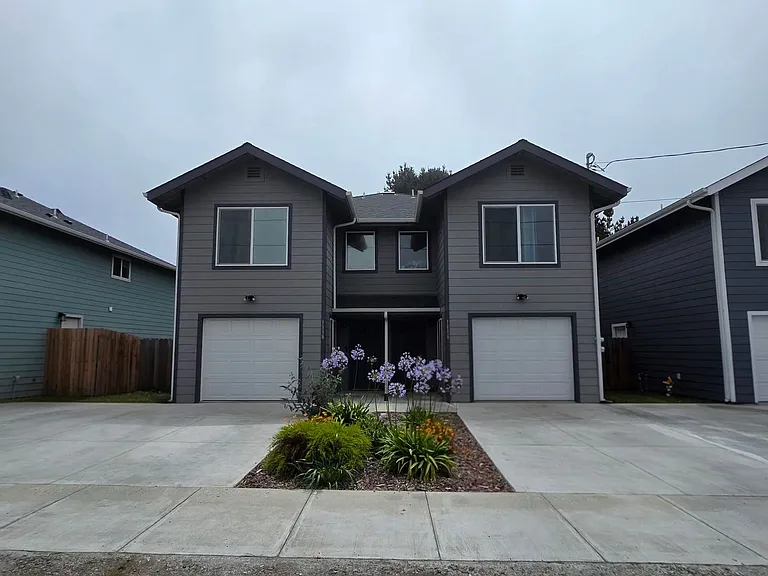 1112-1118 Sun Rd — Photo 1
