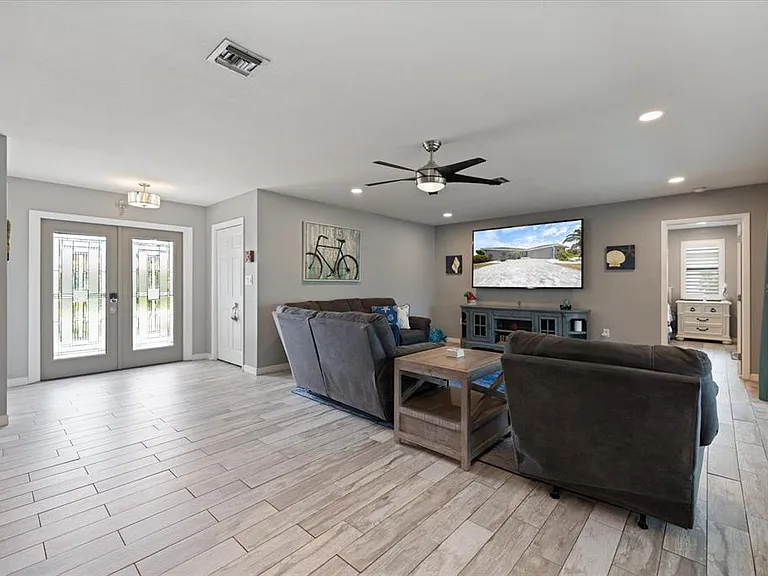 3336 Tripoli Blvd — Photo 7