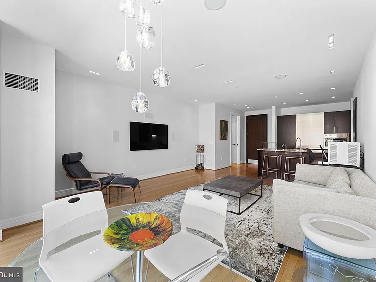 3303 Water St NW #4B — Photo 16