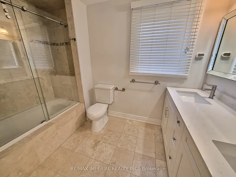 8 Multiflora Pl — Photo 12