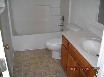 4th image of 245 Fremont Ave