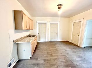 1727 Ferry Ave APT 2, Niagara Falls, NY 14301