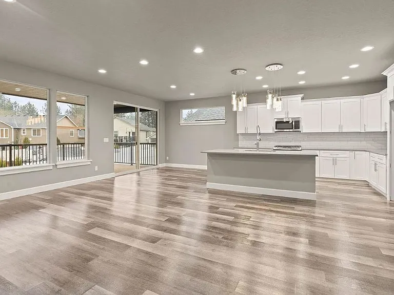 16536 N Columbus Dr — Photo 5
