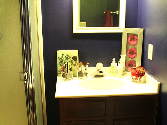 Master bathroom.