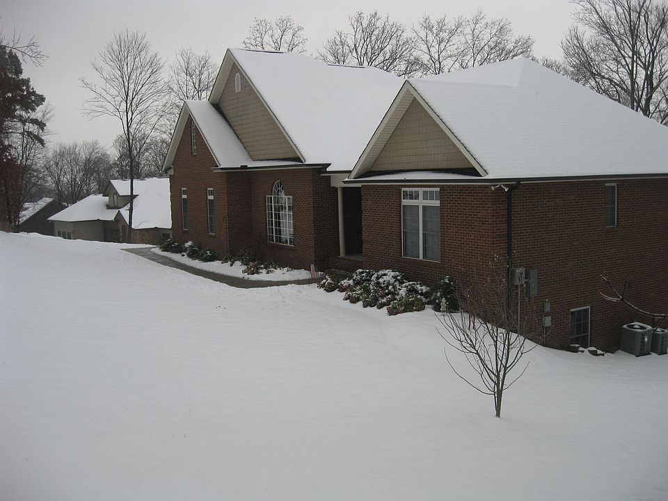 1st image of 5308 Beverly Oaks Dr