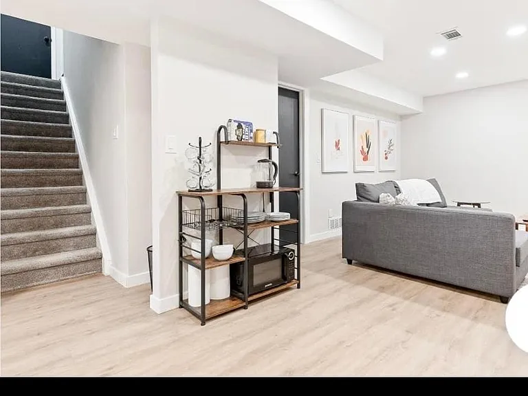 10715 Clarkson Ct — Photo 17