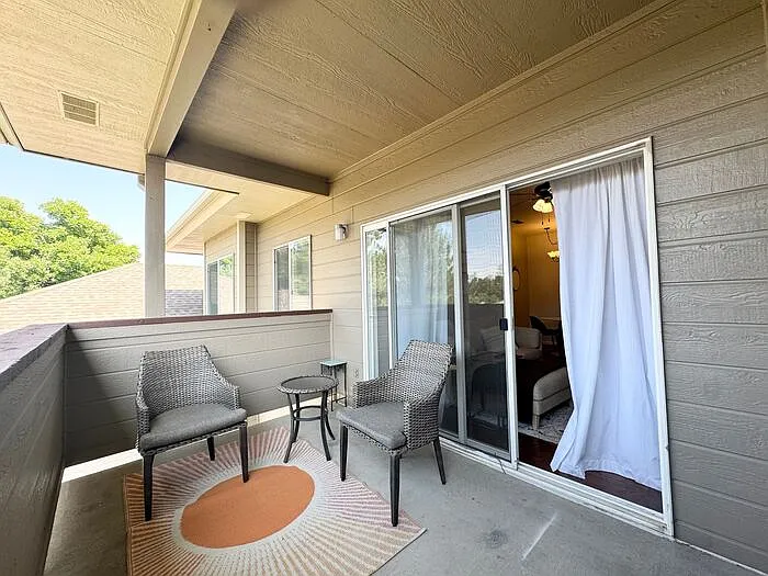 4545 Wheaton Dr #H320 — Photo 16