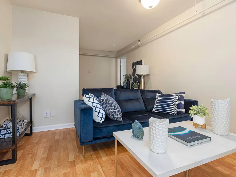 Parkside Apartments in Capitol Hill — Photo 6