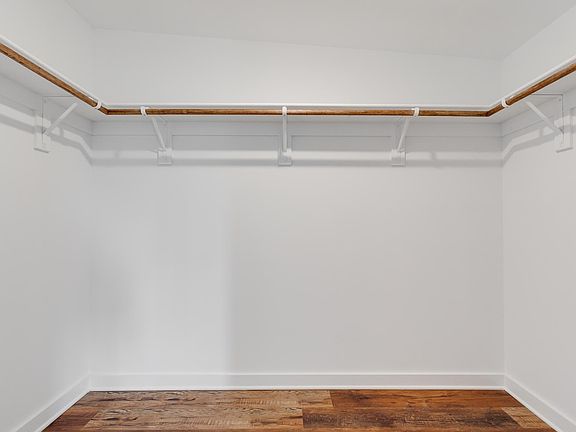 5th image of 415 N 33rd St