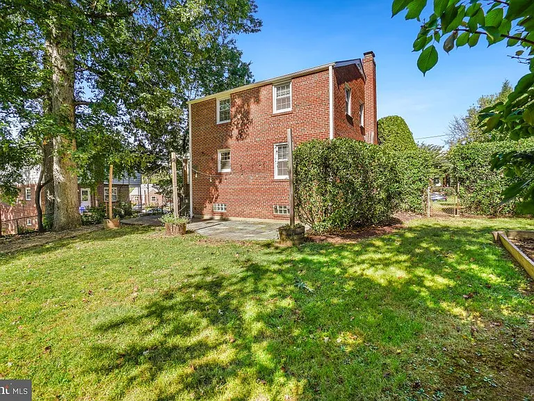 2806 Ivydale St — Photo 24