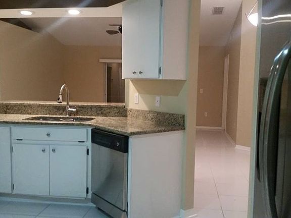 5th image of 608 Lakemont Dr