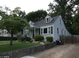 4024 Woodland Dr, Fairfax, VA