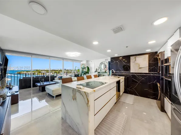 7601 E Treasure Dr APT 1216, North Bay Village, FL 33141