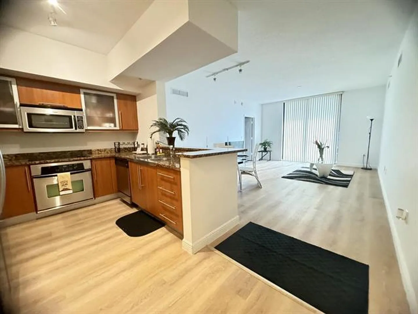 888 S Douglas Rd cu-1015, Coral Gables, FL 33134 — Photo 4