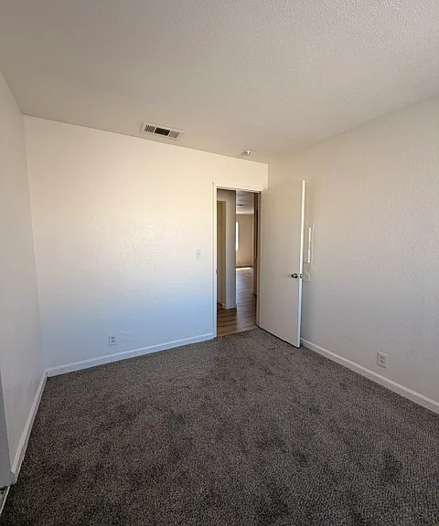 4300 N Lamont St #261 — Photo 5