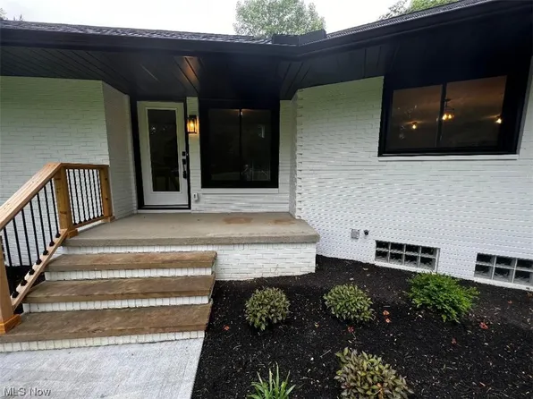 34905 McAfee Dr, Solon, OH 44139