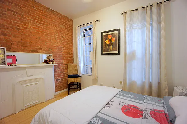 Rented by Compass | media 12