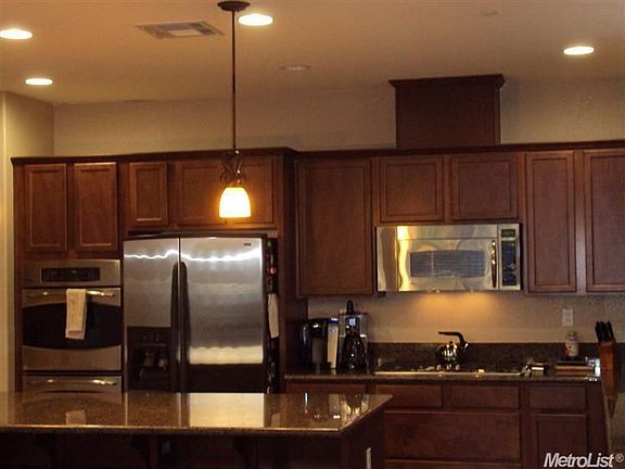 4th image of 1849 Stageline Cir