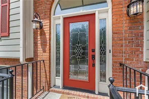 4240 Sugar Mill Dr — Photo 3