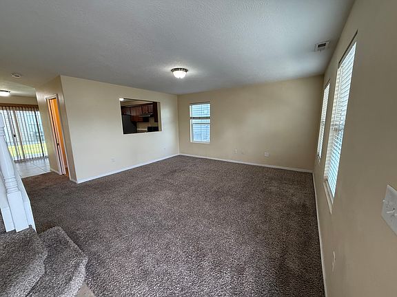 3rd image of 166 W Finlay Dr