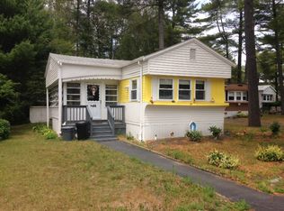 28 Sycamore Dr, Halifax, MA 02338