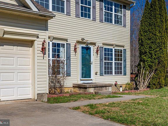 2nd image of 575 Windsong Dr
