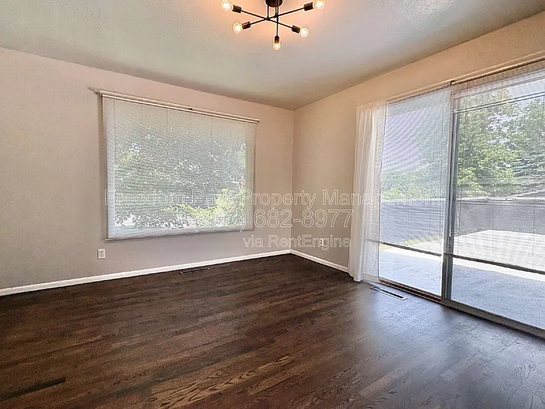 3010 N 5th St — Photo 3