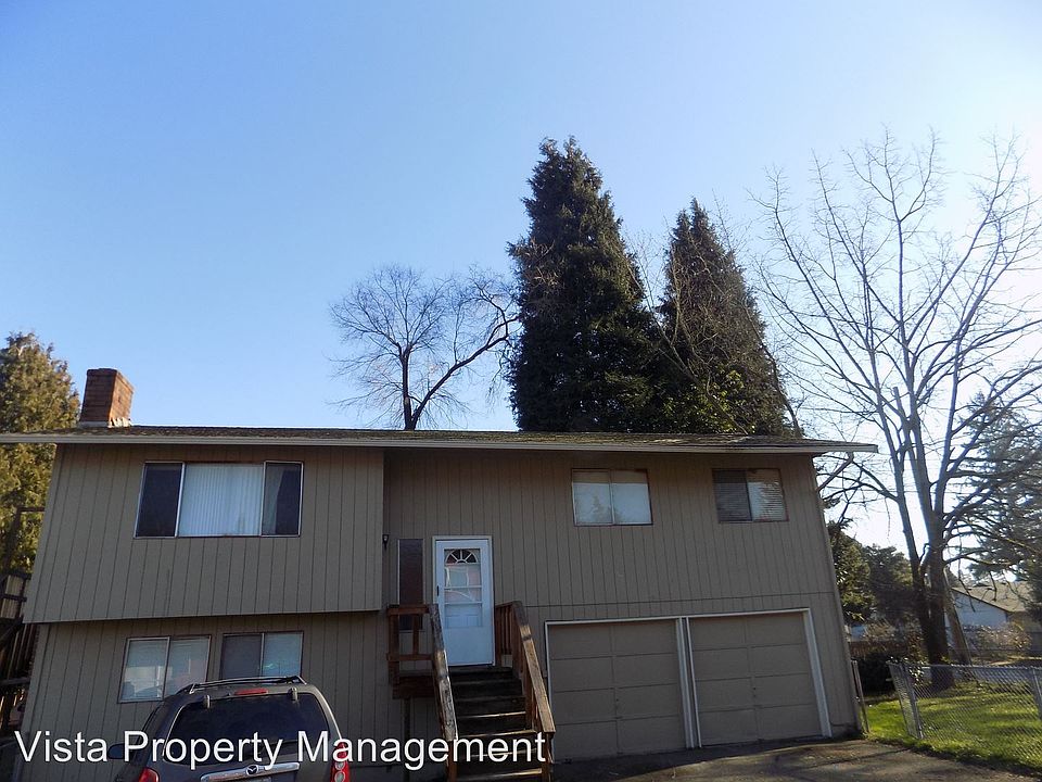 2nd image of 1217 E 56th St